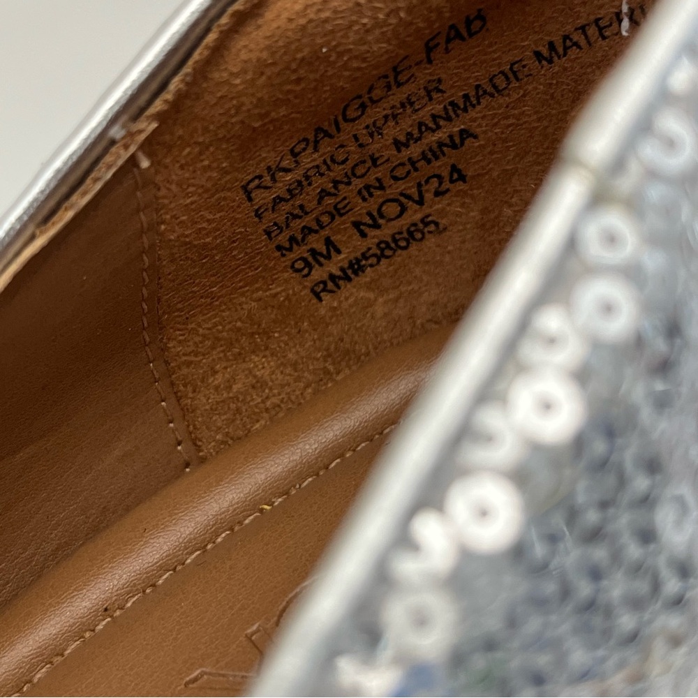 NORDSTROM Paige Pointed Toe Sequin Pump In Silver NEW - Picture 12 of 13